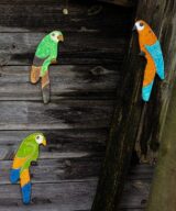 Zestaw zawieszek ceramicznych kolorowe papugi