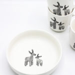 notesy i zeszyty, dekoracje z betonu, pamiątki z Opola, galeria biały kruk, rękodzieło, naturalne świece sojowe, kubki ceramiczne, ozdoby z ceramiki, plecaki i torby, Rękodzieło artystyczne, dekoracje florystyczne, Sklep galeria biały kruk, biżuteria artystyczna, maskotki dekoracyjne
