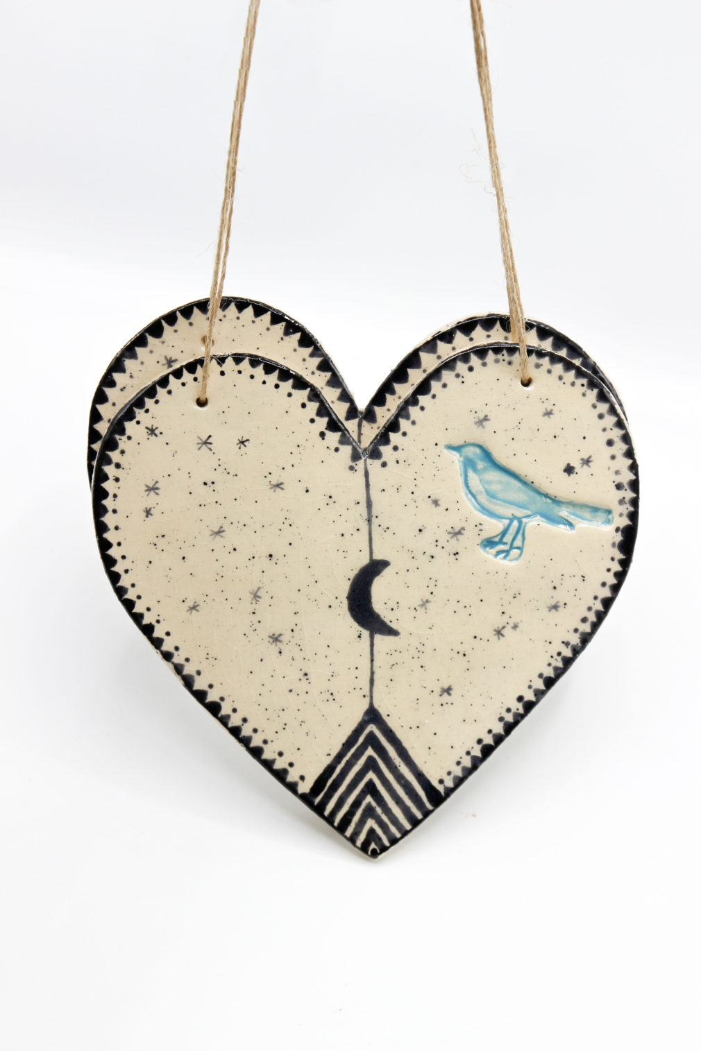 Zawieszka ceramiczna serce "Niebieski Ptak" front