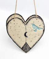 Zawieszka ceramiczna serce "Niebieski Ptak" front