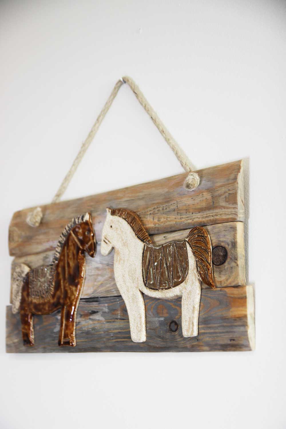 Obraz ceramiczny na desce "Konie"