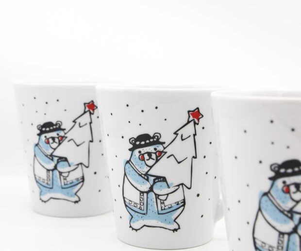 Kubek porcelanowy "Miś z choinką"