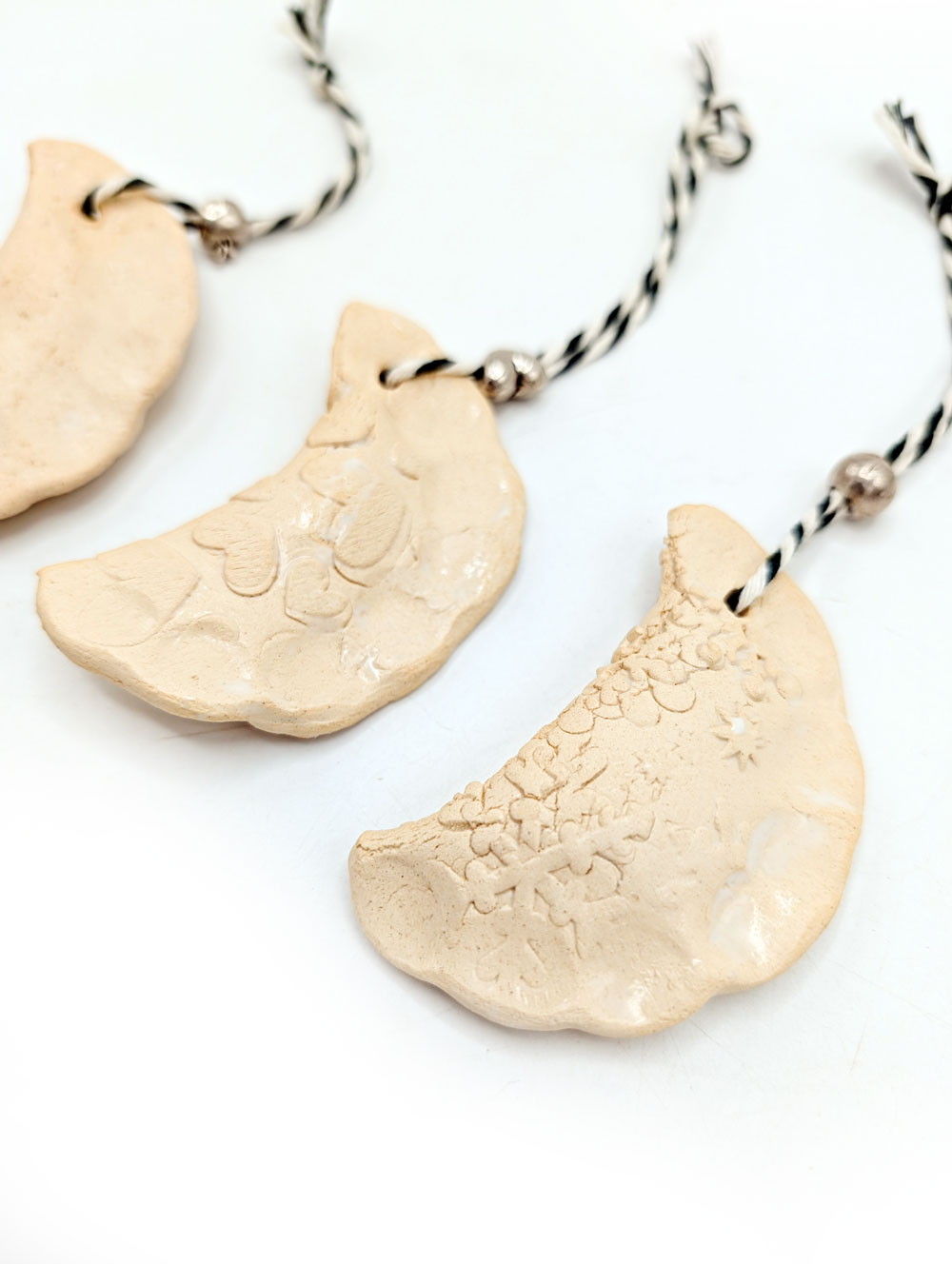 Zestaw zawieszek ceramicznych w pudełku "Pierogi"