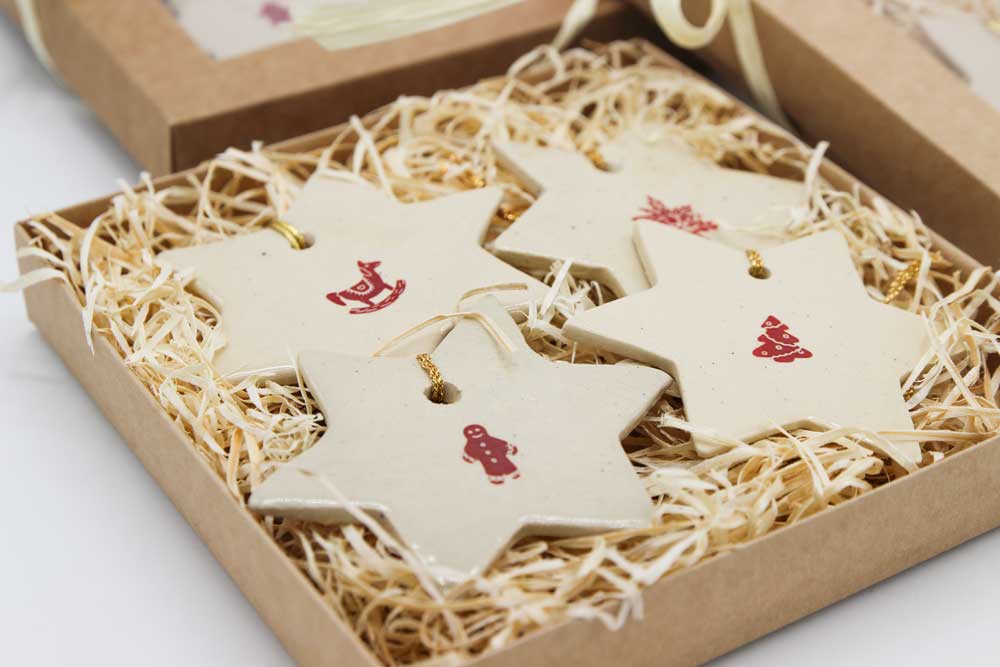 Zestaw zawieszek ceramicznych w pudełku "Święta"